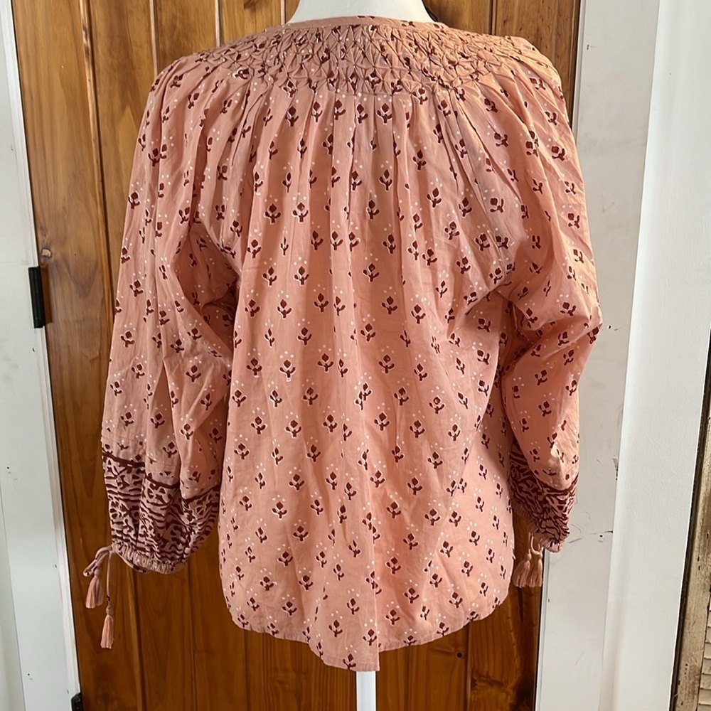 Cleobella Rue Blouse Pink Peach Petal Small 3/4 Sleeves Peasant Smocked Floral - Picture 3 of 9